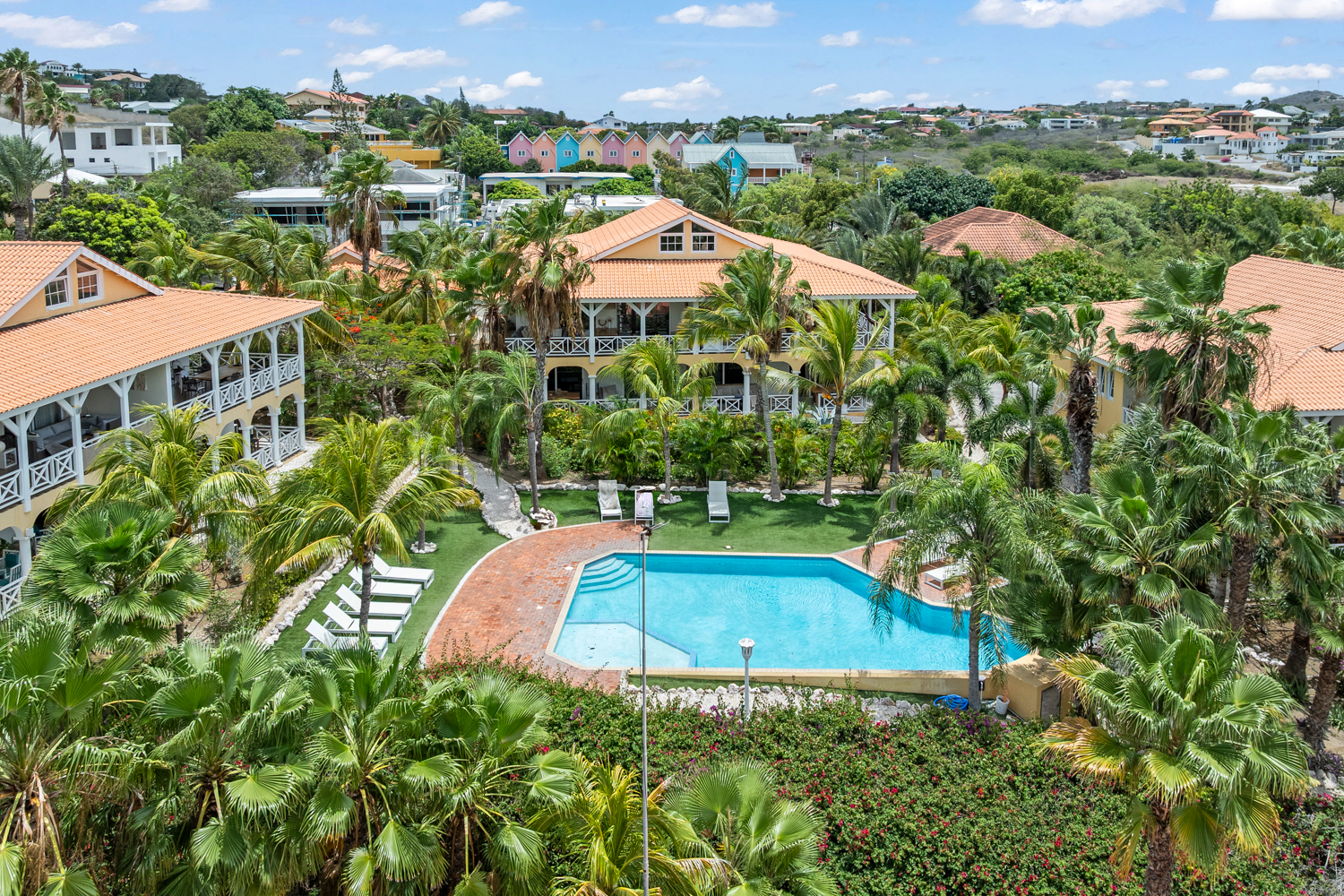 Penthouse MiMaJo