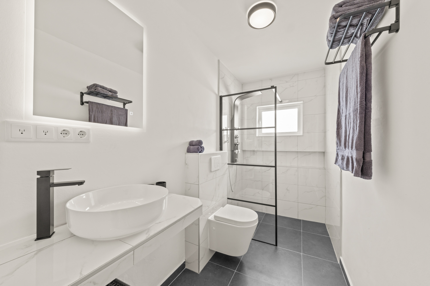 20251022©ingevanaltena_006