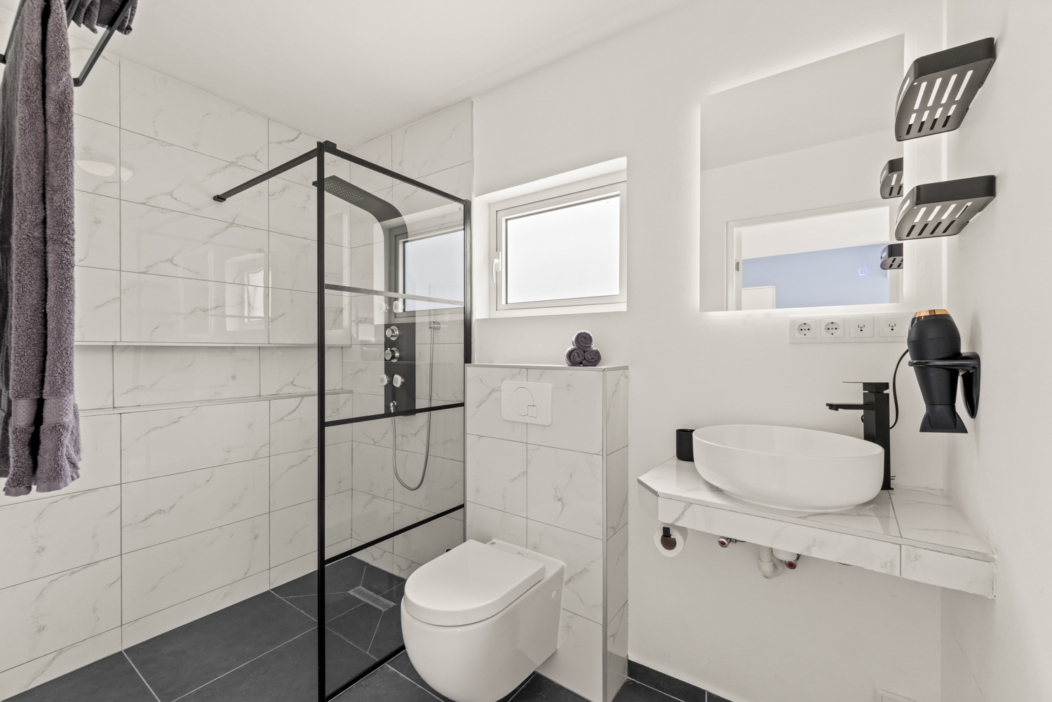 20251022©ingevanaltena_010