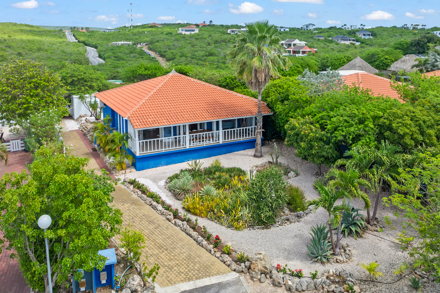 20251106©ingevanaltena_003